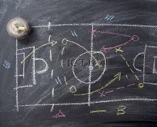 “战术大碰撞:教练如何调兵遣将扭转乾坤?” “战术大碰撞:教练如何调兵遣将扭转乾坤?”