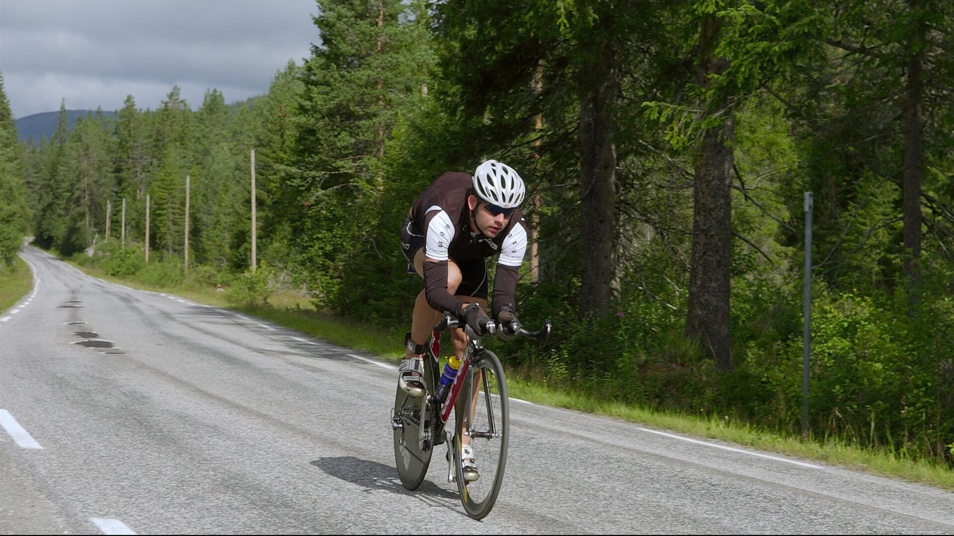 运动装备生产流程优化,运动装备创新